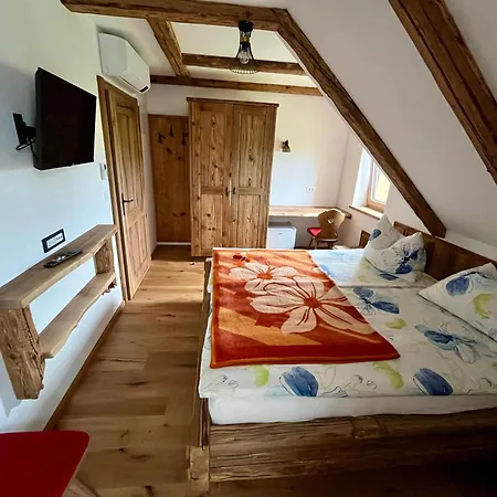 Dreisiebner At The Heart Oda ve Kahvaltı