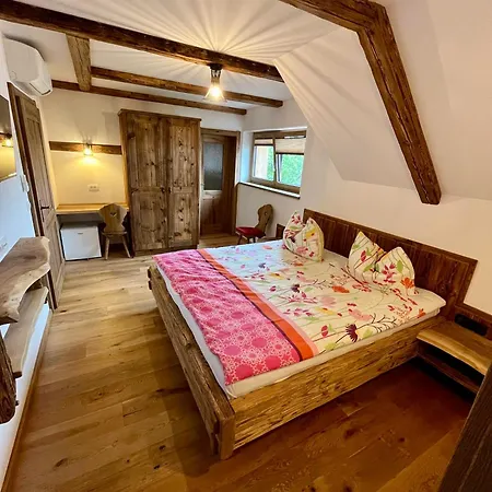 Dreisiebner At The Heart 住宿加早餐酒店